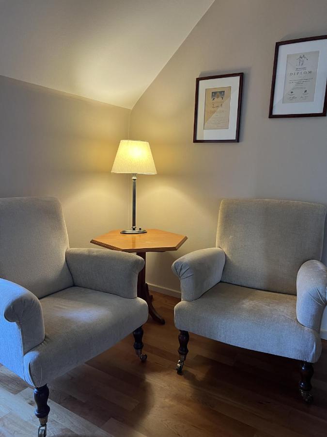 Hotel Ovre Sem Gard à Asker Extérieur photo