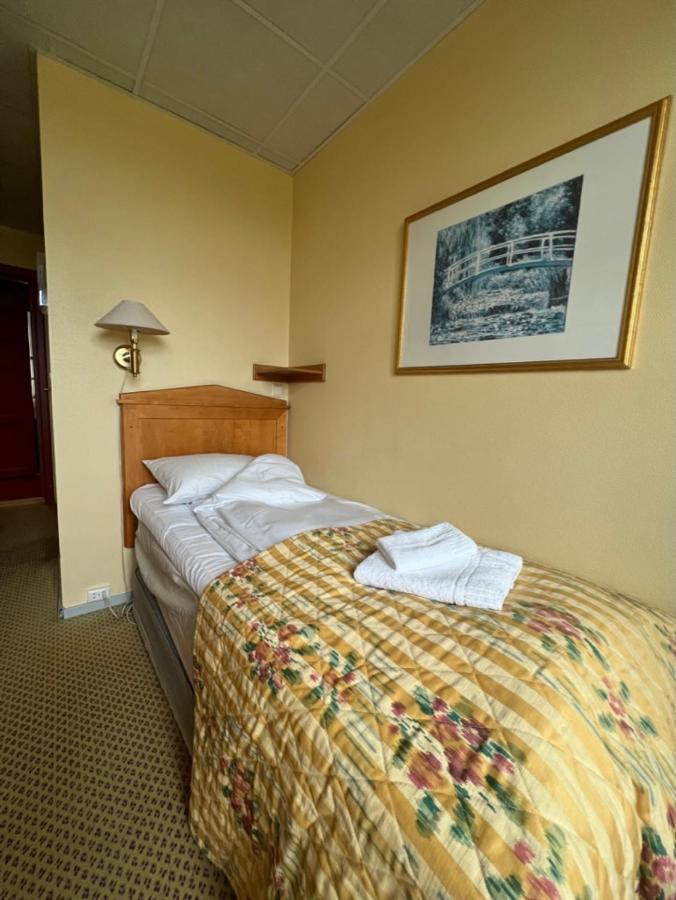 Hotel Ovre Sem Gard à Asker Extérieur photo